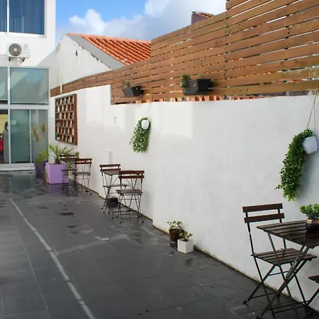 Konukevi Vintage Place - Azorean