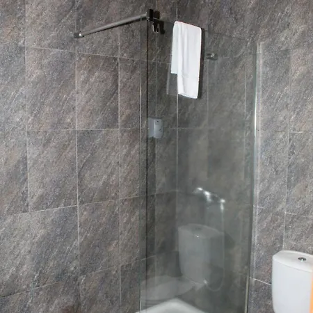 Konukevi Vintage Place - Azorean Ponta Delgada