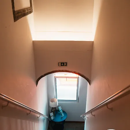 Konukevi Vintage Place - Azorean Ponta Delgada