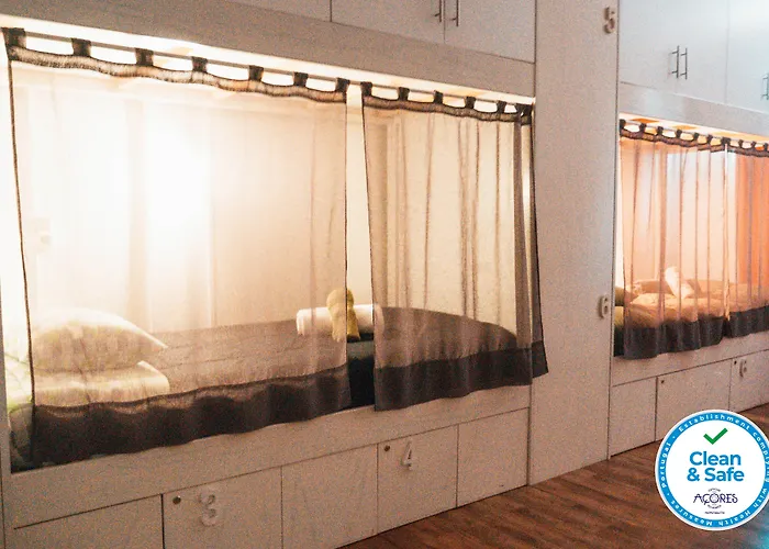 Vintage Place - Azorean